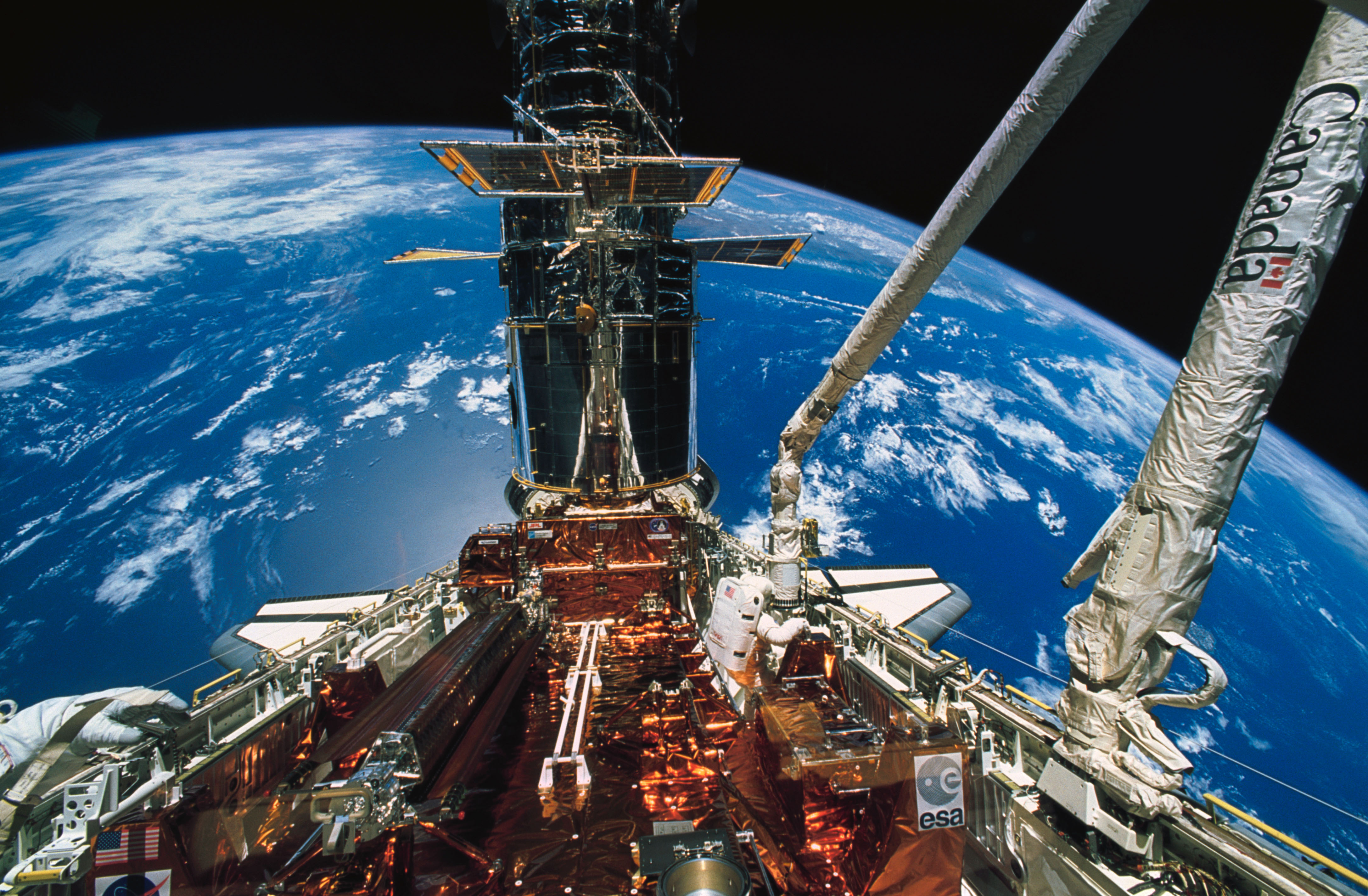 Hubble’ın İlk Servis Görevinin 30. Yıldönümü Kutlandı